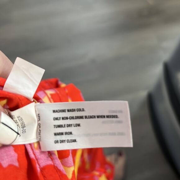 Gap Red and Yellow Sleeveless Top Size Small - Picture 9 of 9